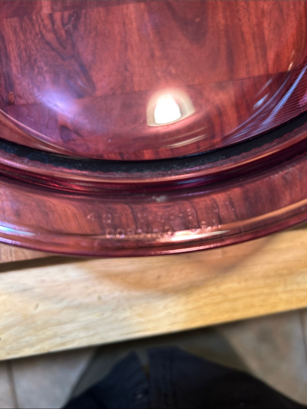 Visions cranberry 4Qt roaster Dutch oven dish. Perfect condition - Picture 8 of 10